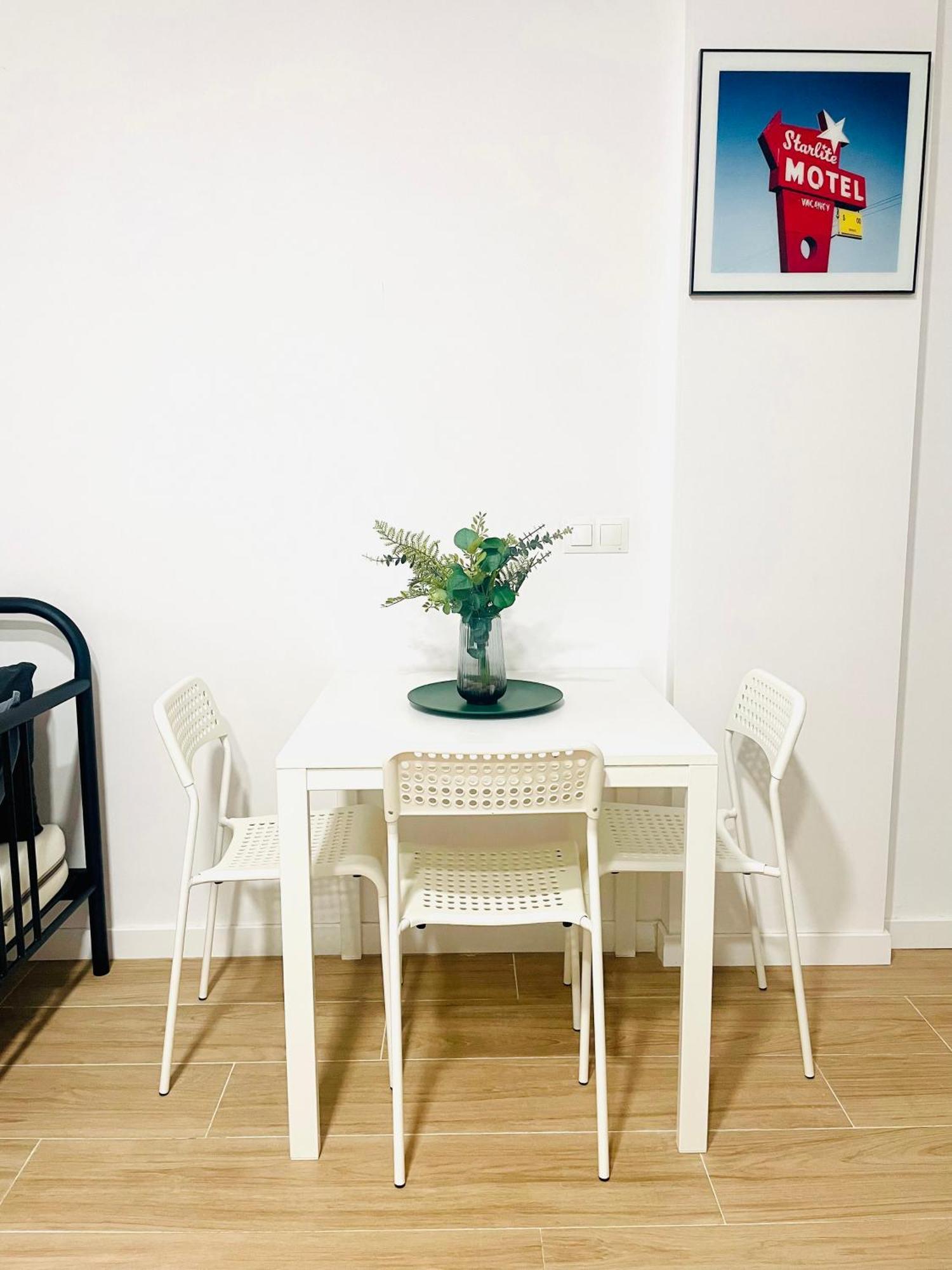 Completo Y Bello Apartamento En Малага Екстер'єр фото